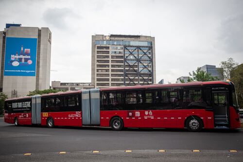 Metrobús CDMX extiende su horario nocturno los fines de semana