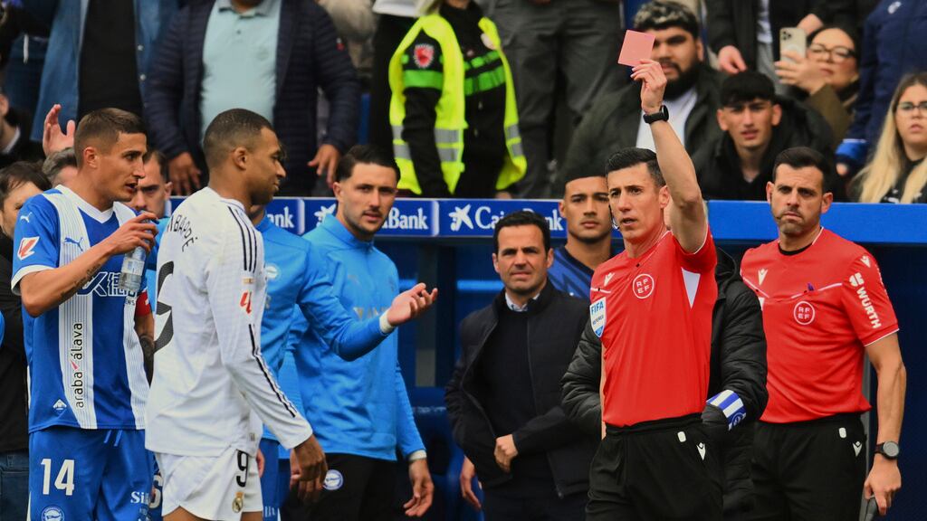 Expulsión Kylian Mbappé