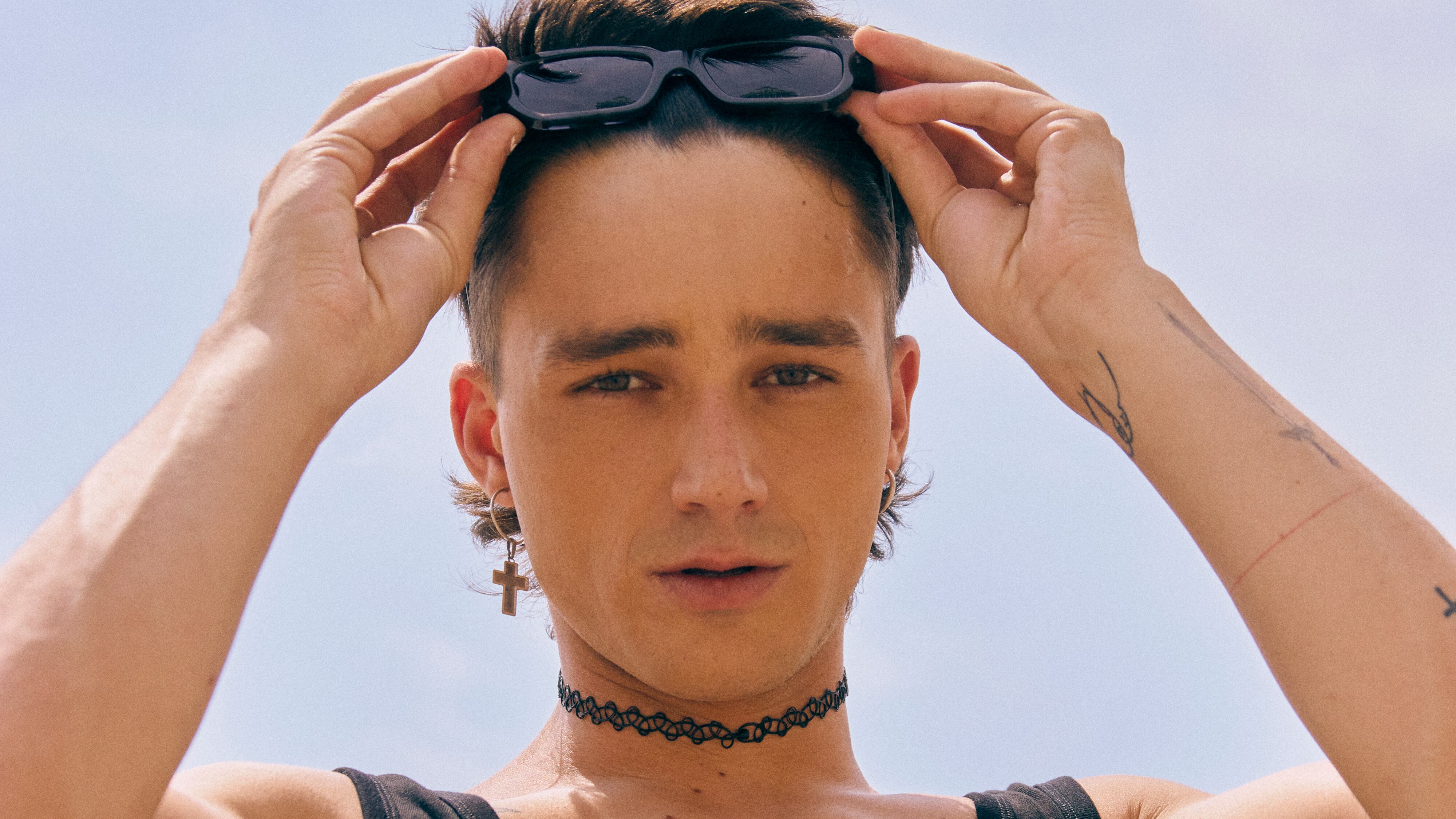 El cantante y actor español visita por primera vez el país con su música.