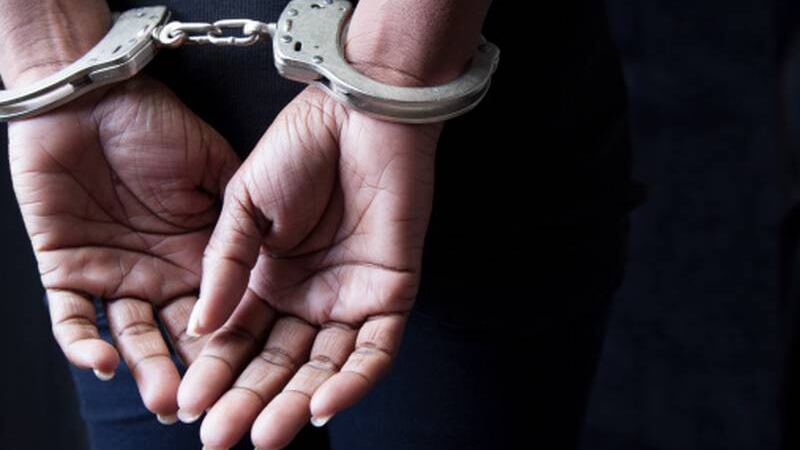 Detienen a mujer que fingió secuestro para pedirle 45 millones de pesos de su madre