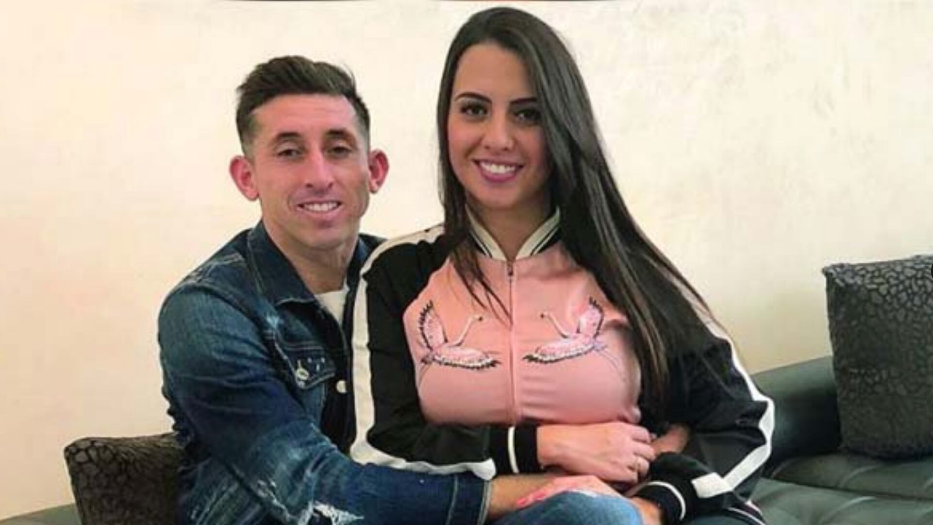 Héctor Herrera asegura que él le falló a su exesposa.