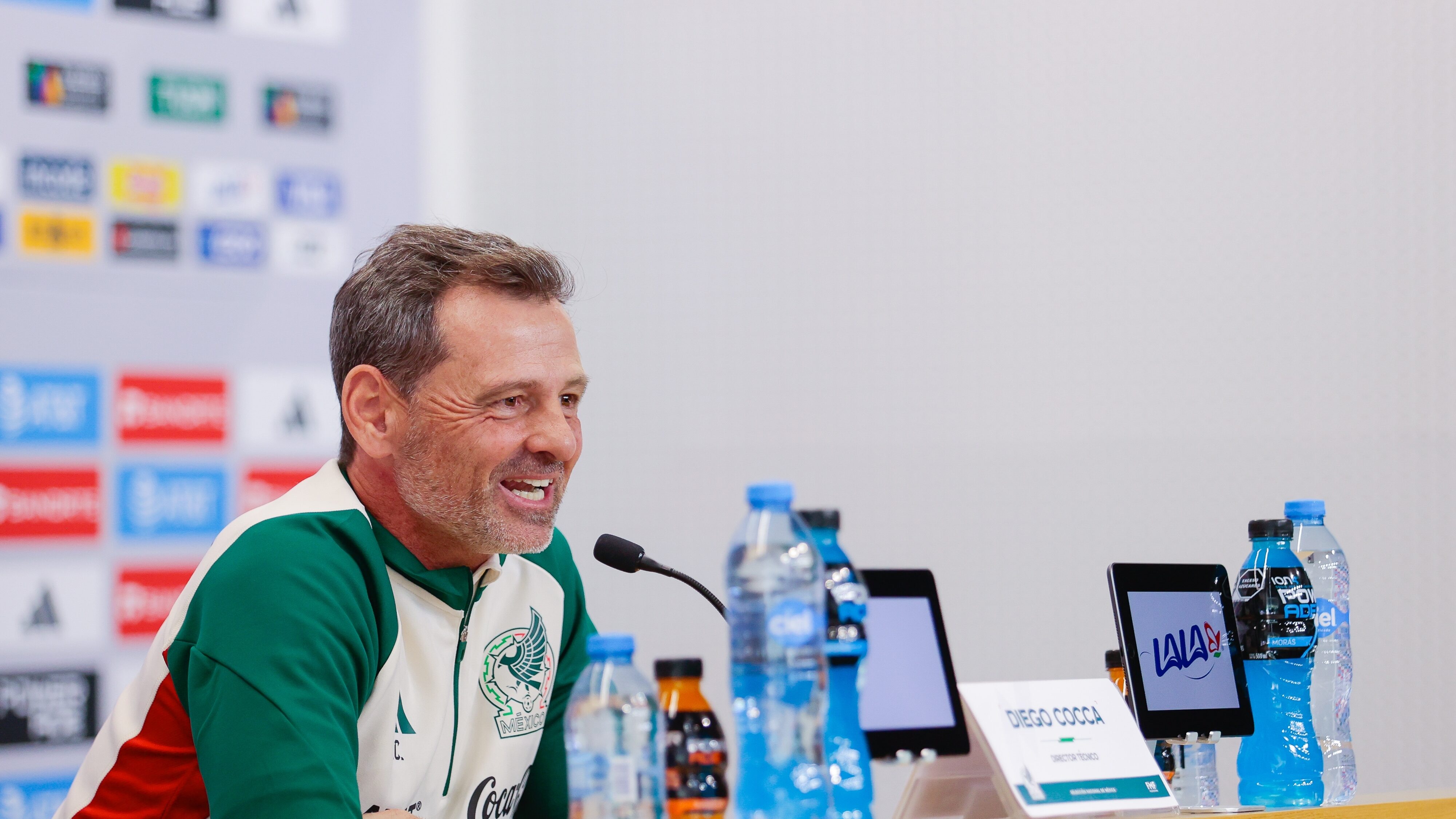 Diego Cocca dirigirá por primera vez a la Selección mexicana en el Estadio Azteca.