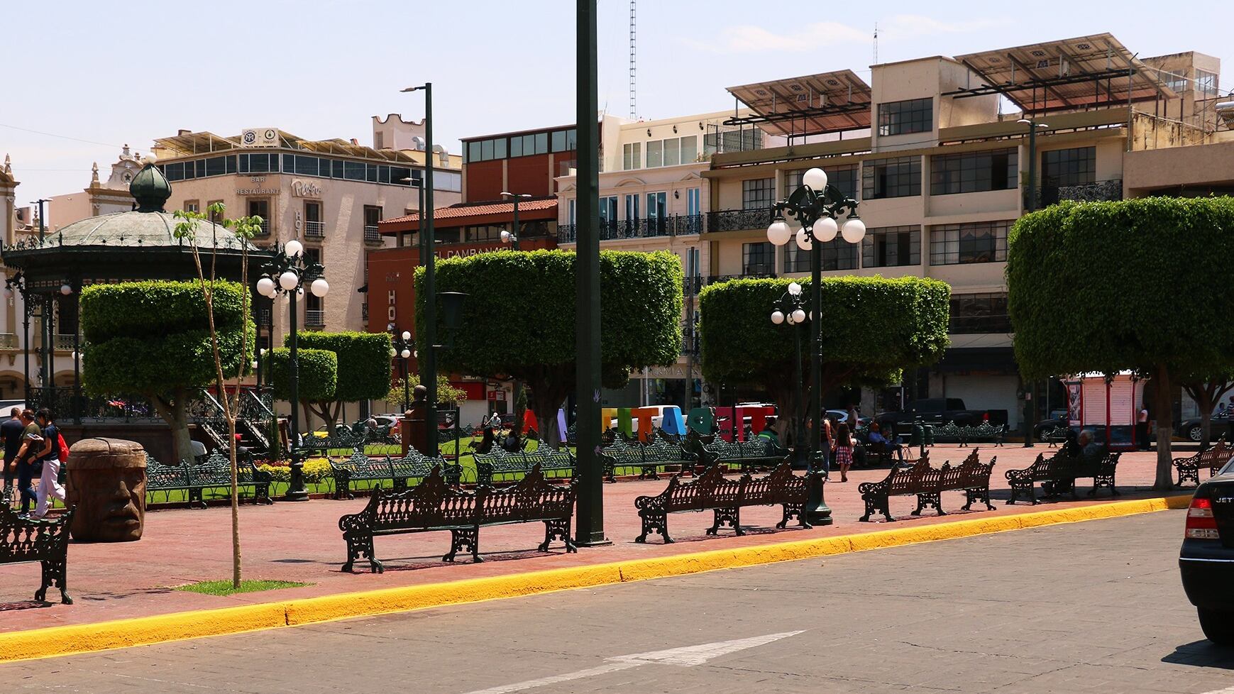 Los dos exfuncionarios participaron en la actual administración municipal.