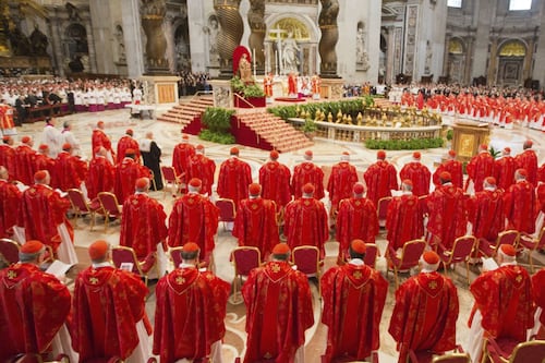 ¿Habrá “papa negro”? Tagle y Parolin llegan al cónclave como los favoritos