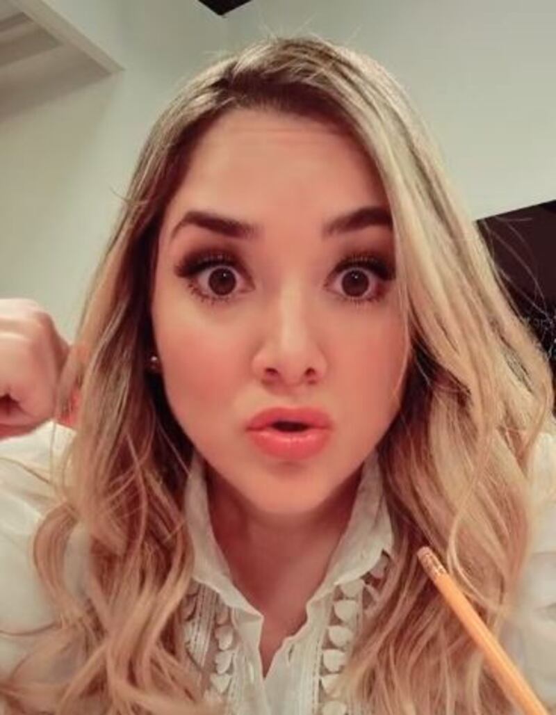 Sherlyn en TikTok video sobre la mujer perfecta