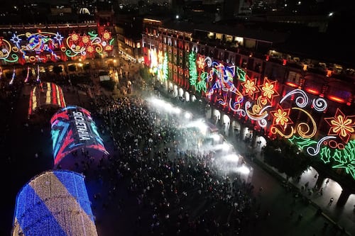 Túnel de luz, nieve artificial y conciertos: así será Luces de Invierno 2025 en el Zócalo