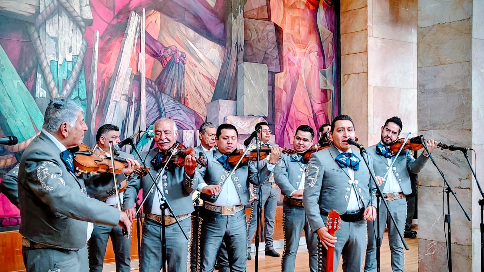Ballet Folklórico de México