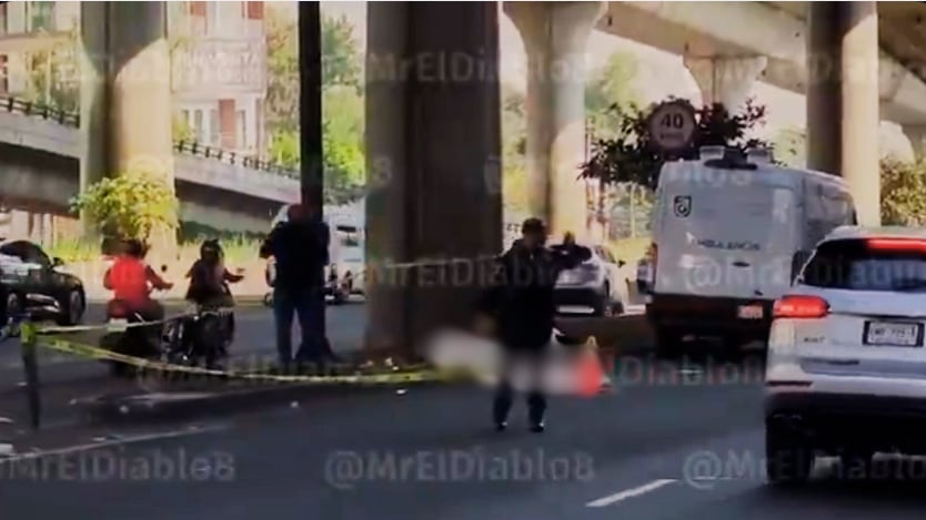 Accidente sobre Periférico Sur, a la altura del Restaurante El Charco de las Ranas.