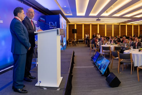 De La Vega & Martínez Rojas celebra 10 años con debate clave sobre el futuro del derecho laboral en México