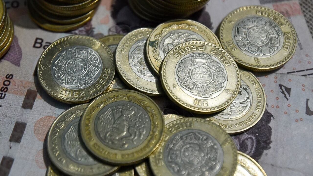 TOLUCA, ESTADO DE MÉXICO, 12NOVIEMBRE2020.- Aspectos de monedas y billetes. FOTO: CRISANTA ESPINOSA AGUILAR /CUARTOSCURO.COM