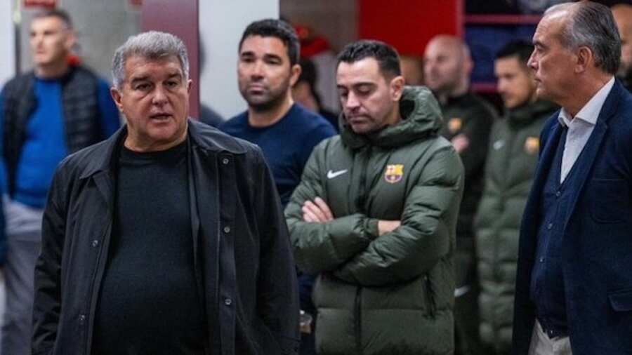 Joan Laporta-Xavi Hernández