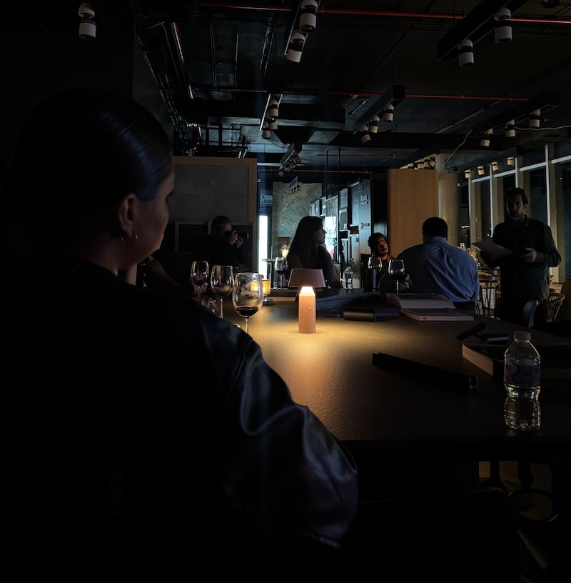 El Taller de Iluminación “Perspectivas Firenze”mostró cómo la iluminación transforma la percepción y el valor de los materiales arquitectónicos