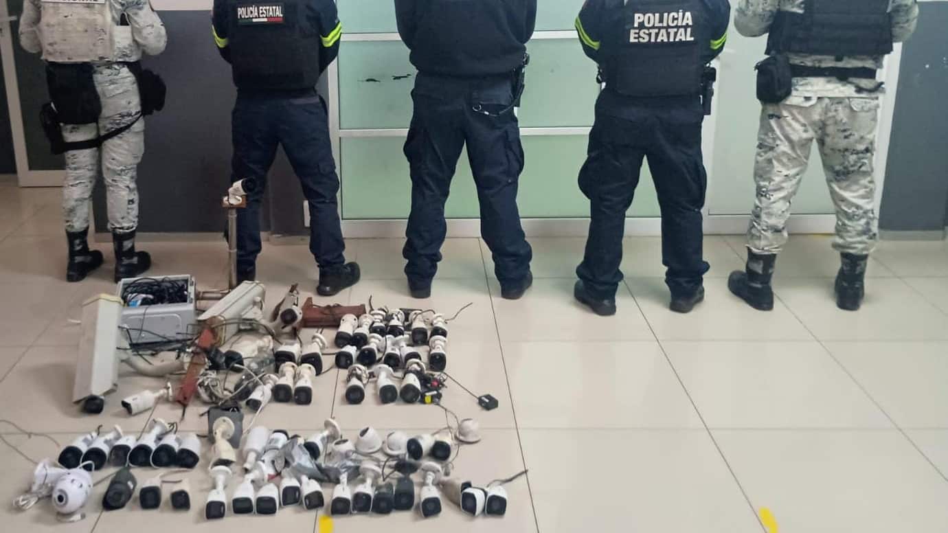 En Naucalpan desmantelan cámaras de vigilancia colocadas por la delincuencia