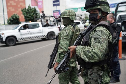 México investiga a dos militares por lavado de dinero por más de 200 mdp