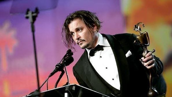 Actor Johnny Deep vivió varios meses en un auto tras ser abandonado cuando joven