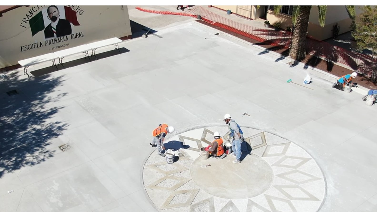 Más de mil comités ciudadanos supervisaron obras en los 46 municipios durante 2025 para prevenir la corrupción y fortalecer la rendición de cuentas.