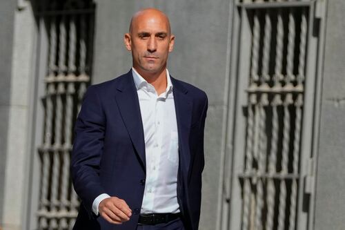Luis Rubiales irá a juicio por beso a Jenni Hermoso