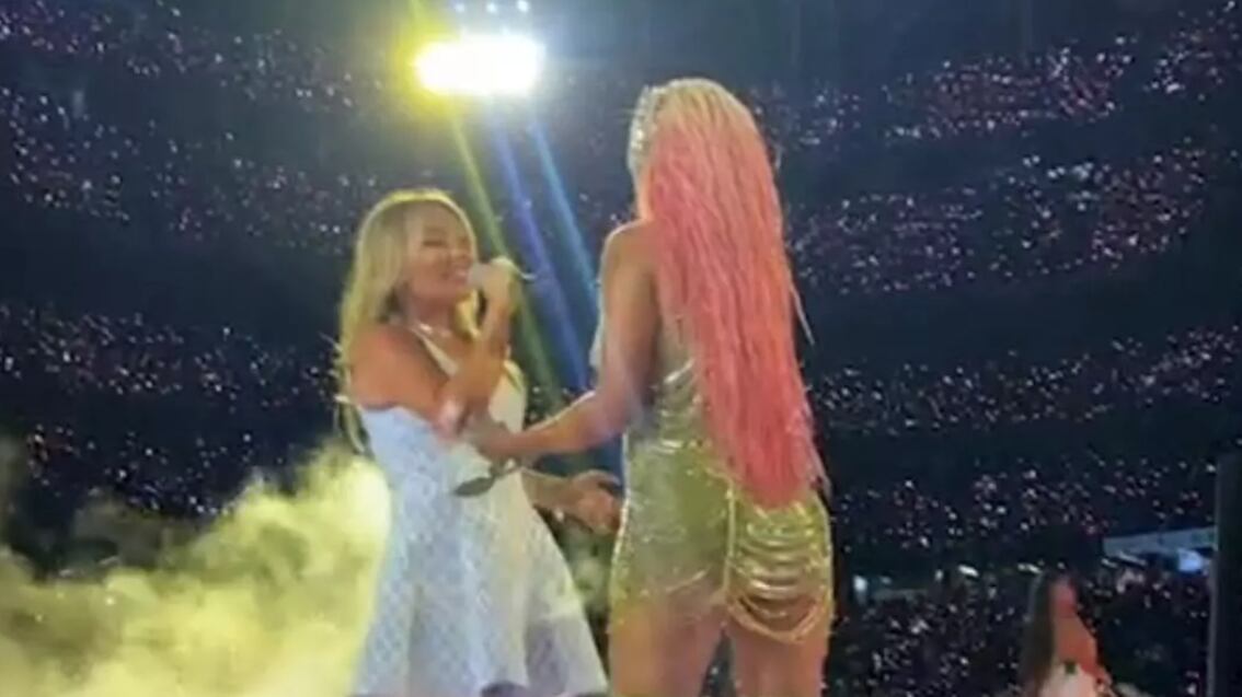 Amaia Montero da sorpresa al aparecer en el segundo en concierto de Karol G en Madrid