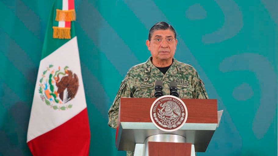 #PolíticaConfidencial Gabinete de seguridad acude al Senado con acordeón