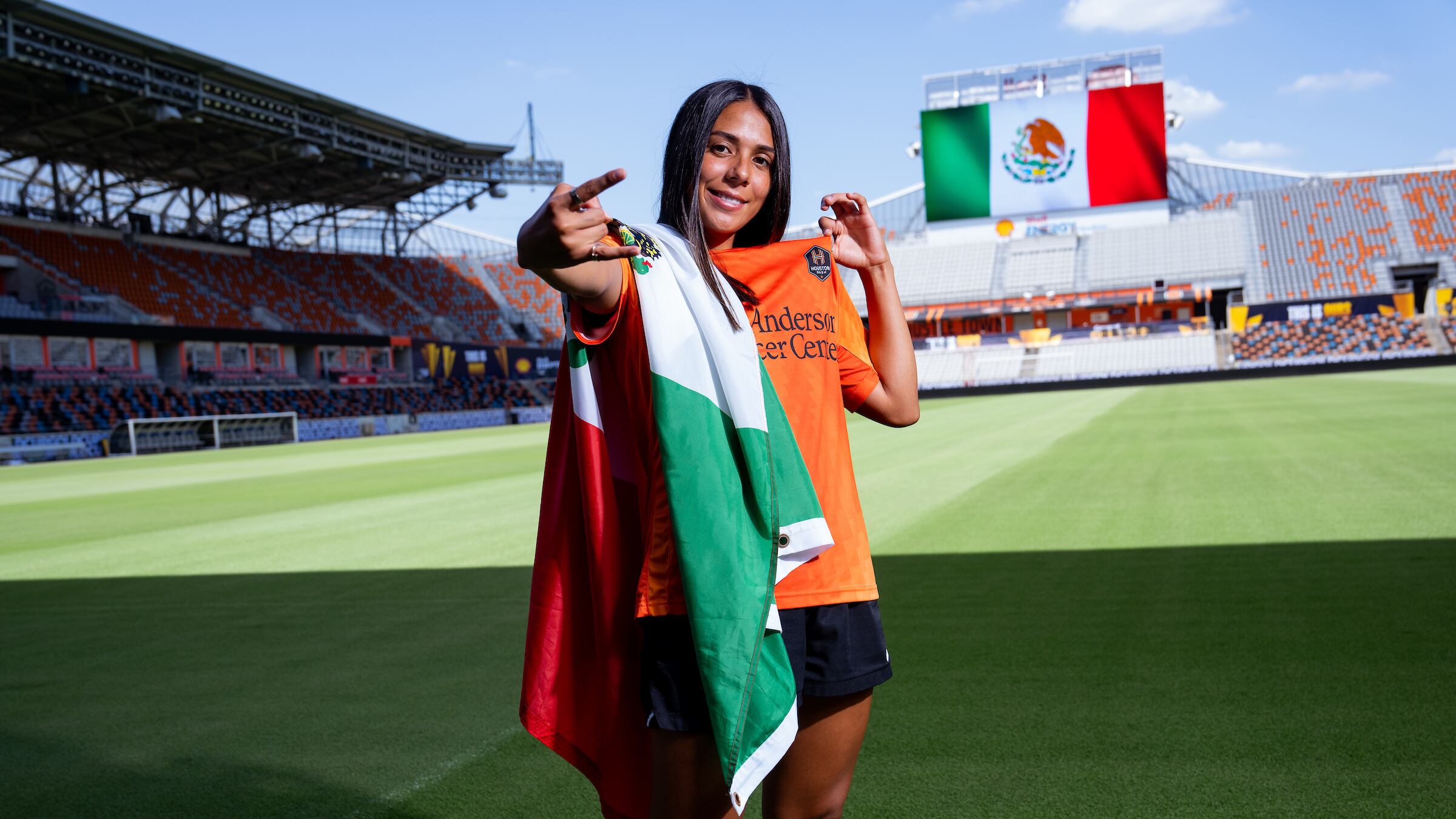 María Sánchez fue campeona de Juegos Panamericanos con la Selección mexicana Femenil.