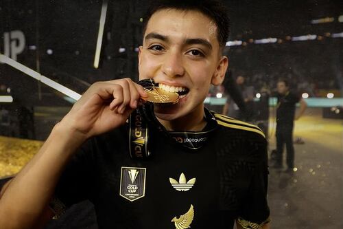 ¡Oportunidad de oro! Manchester United pone la mira en Gilberto Mora