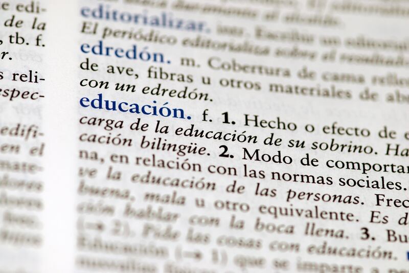 Conoce sobre los usos de la lengua y elimina los prejuicios que crean división y exclusión entre los hablantes