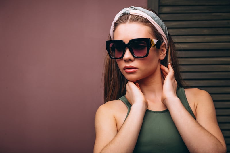 Gafas de sol verano 2025: Tendencias en monturas y diseños exclusivos