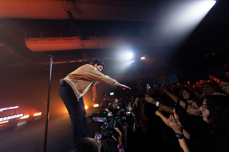 Sebastián Yatra sorprende a fans mexicanos