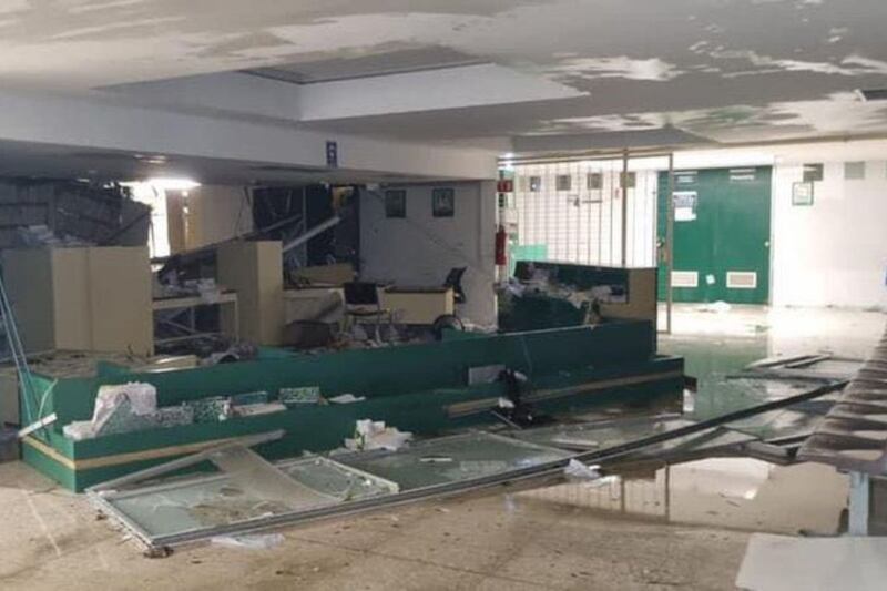 Hospital IMSS Acapulco tras paso del huracán 'Otis'.