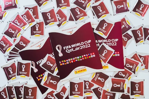 ¿Quién es? Venden en 10 mil pesos estampa Panini del Mundial de Qatar 2022