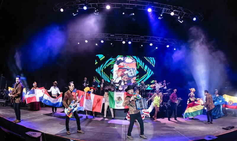 Los Tigres del Norte triunfan en su regreso a Europa