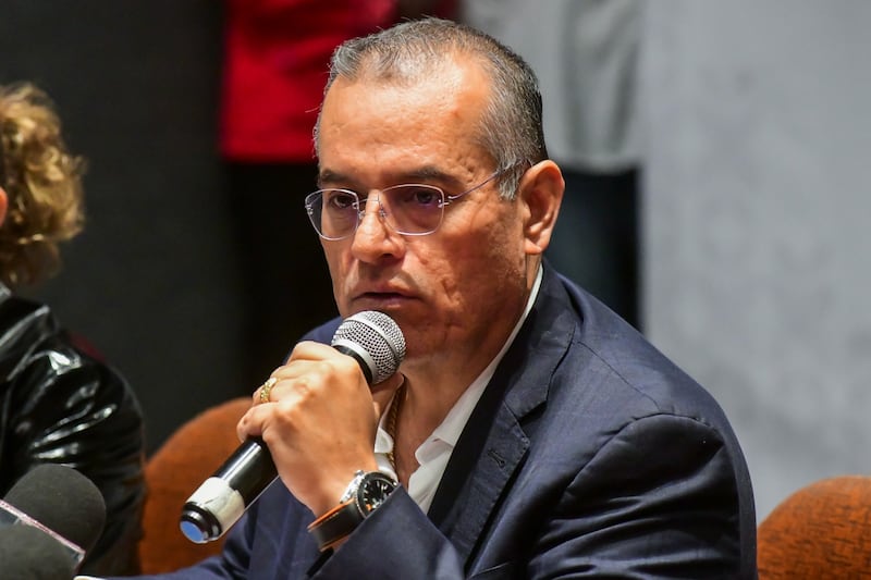 Periférico Norte a cirugía: Gobierno del EdoMéx rehabilita 54 kilómetros, tras una década sin mantenimiento