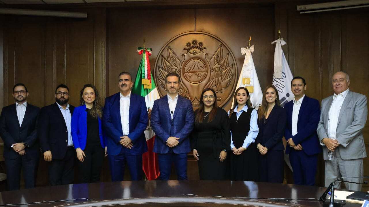 De la Garza señaló que en su momento combatió este delito.