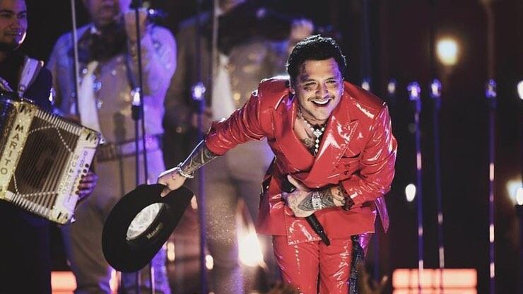 Los temas 'Nace un borracho' y 'Dime Cómo Quieres', que son materia de la controversia por la cual desde noviembre pasado los temas de Christian Nodal dejaron de sonar.