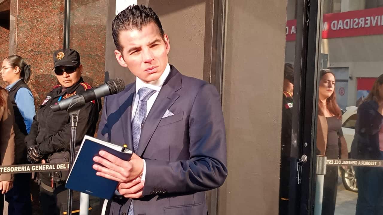 Flores está dispuesto a hablar con todos los diputados para aclarar dudas.