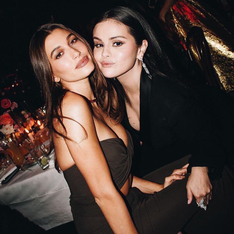 Selena Gomez e Hailey Bieber
