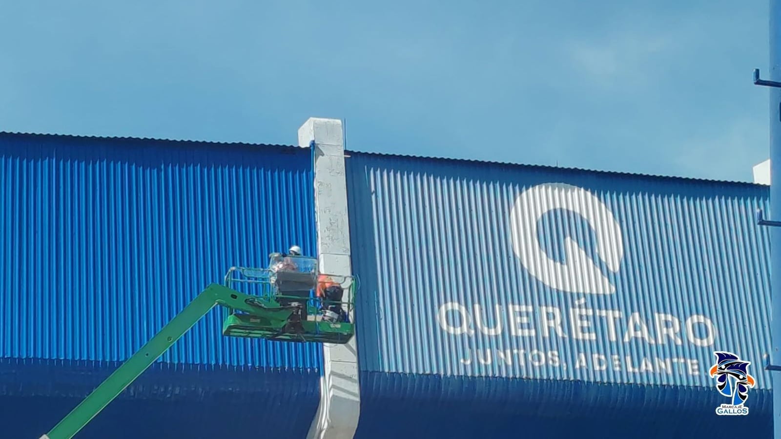 Repintan el Estadio Corregidora previo a la visita del Tricolor