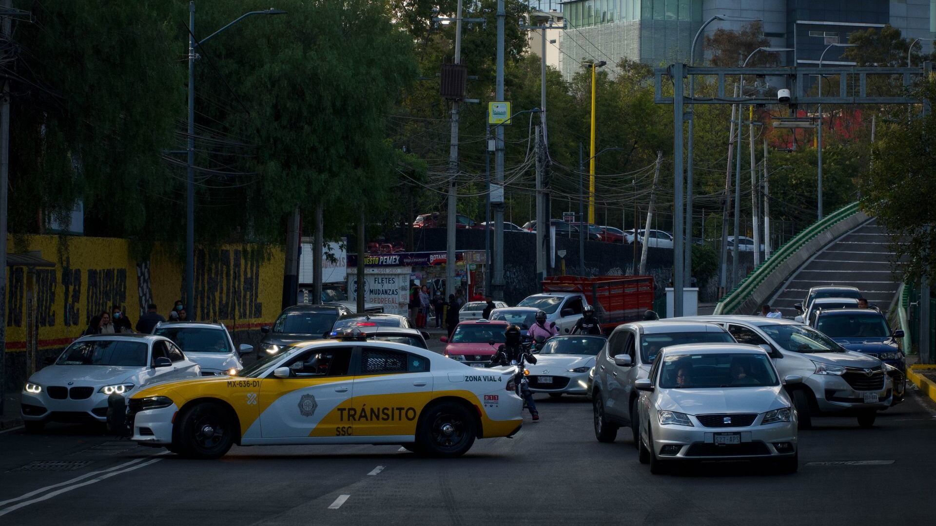 Hoy no Circula del martes 15 de abril 2025 en CDMX y Edomex