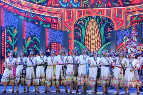 Activa FILUG tradición del Viernes de Dolores en su cierre; danza, libros y cultura toman Guanajuato