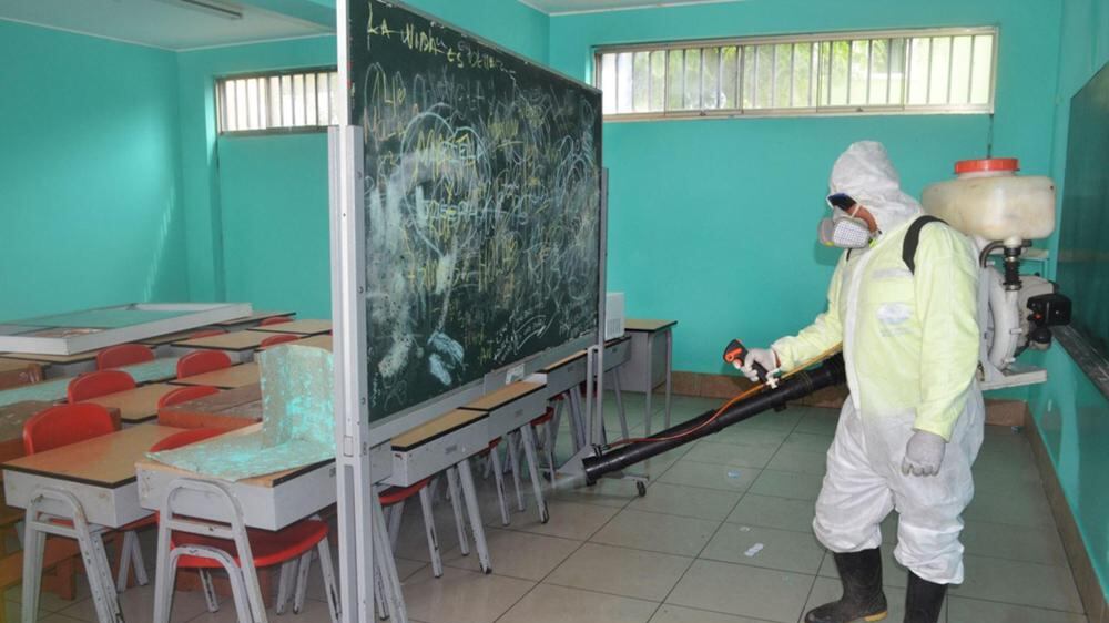Fumigación en escuelas