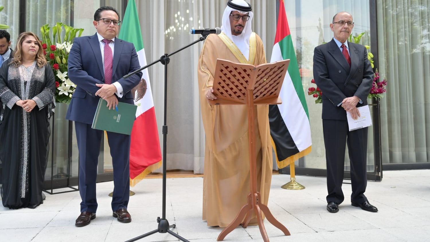 Embajador Almenhali durante la conmemoración del Día Nacional de Emiratos Árabes Unidos