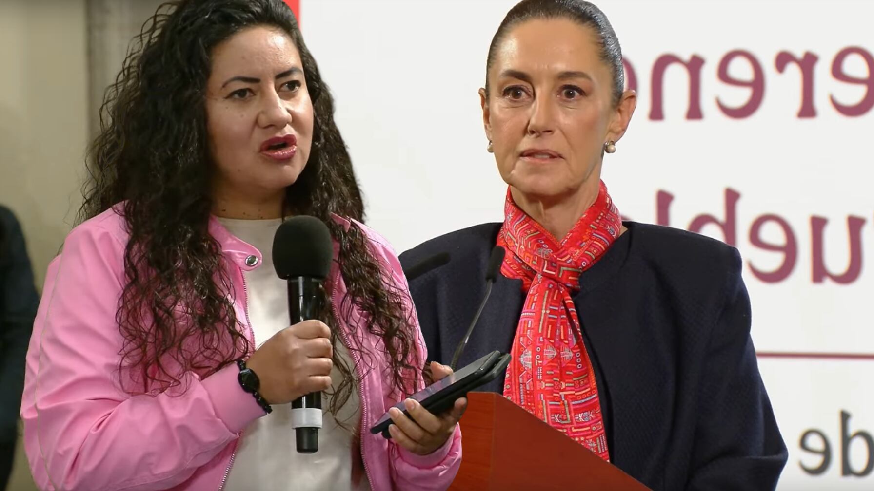 Claudia Sheinbaum tuvo un momento tenso con la reportera Dalila Escobar al defender la exoneración del general Salvador Cienfuegos en conferencia.