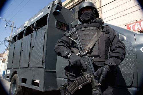 Experto revela que guerra contra el narco empobreció a los mexicanos