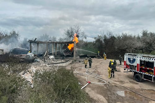 ¿Fue por huachicol? Confirman 3 heridos tras fuerte explosión de pipas de gas en Tepeaca