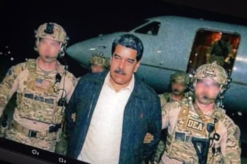 Difunden supuesta primera foto de Nicolás Maduro como capturado por Estados Unidos