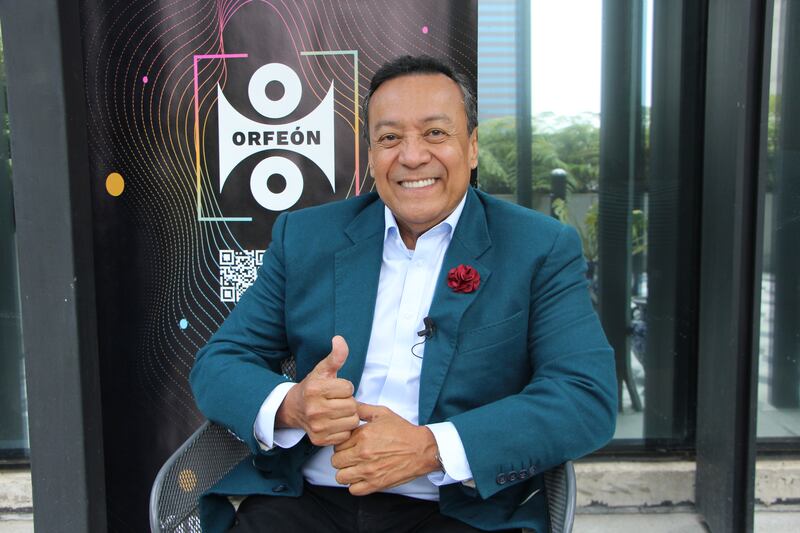 El cantante reafirma la vigencia del bolero con su más reciente producción discográfica y una gira que lo llevará a importantes escenarios como el Auditorio Nacional y la Arena Monterrey