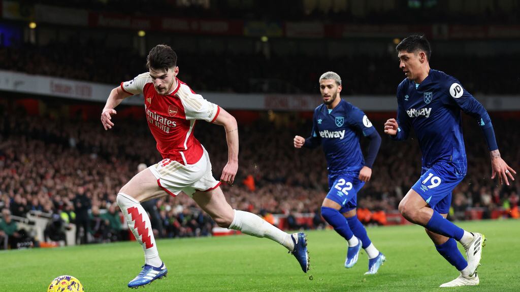 West Ham venció al Arsenal a domicilio.