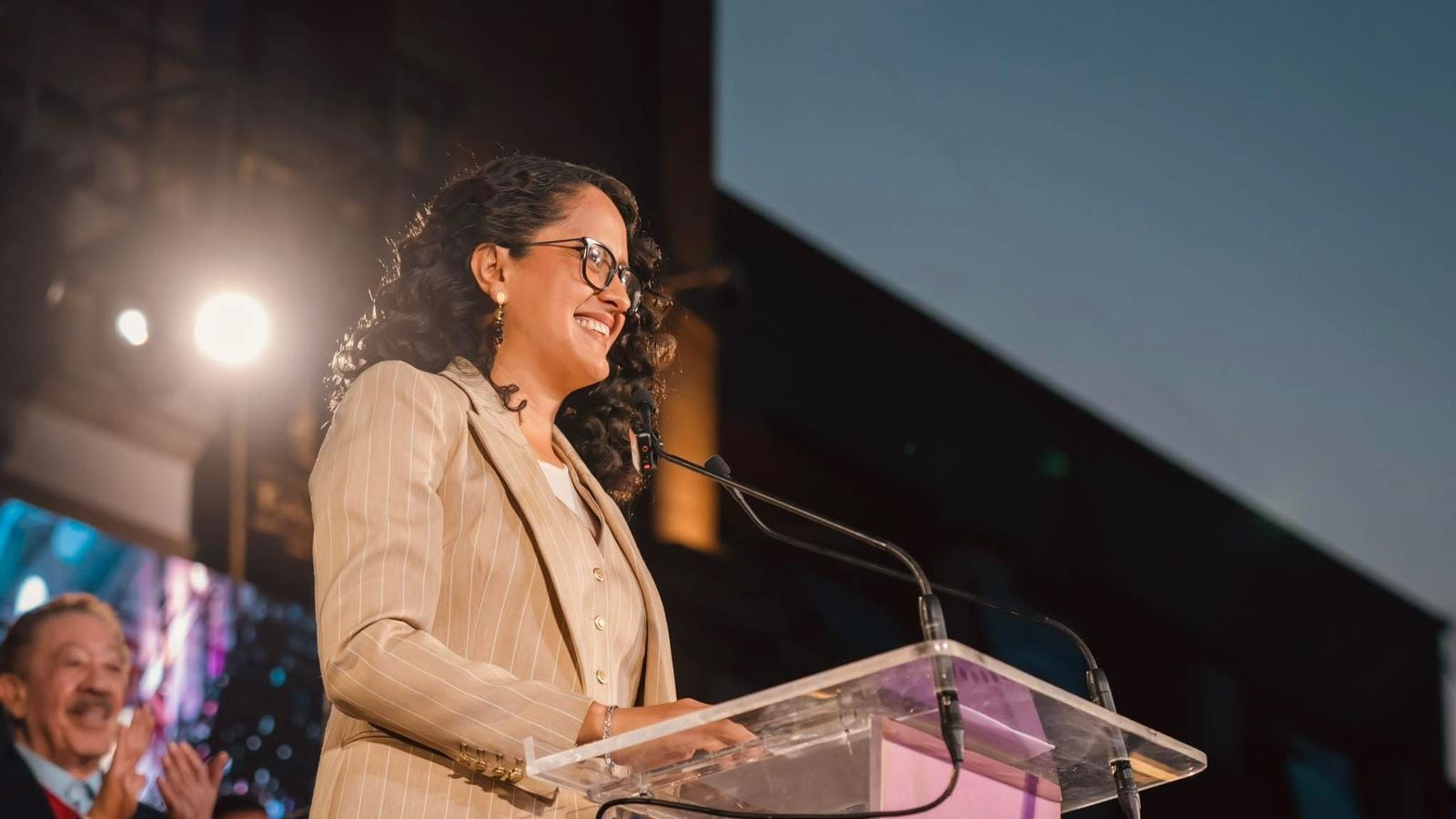 Con 35 años, Gabriela Osorio es una de las alcaldesas mejor evaluadas del país y ya consolida una agenda ambiental, cultural y de movilidad