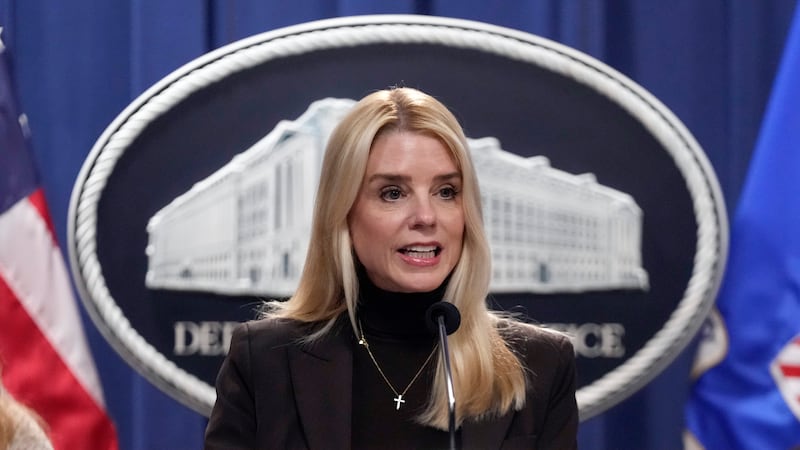 Donald Trump despide a Pam Bondi y asigna a nuevo Fiscal General de los Estados Unidos
