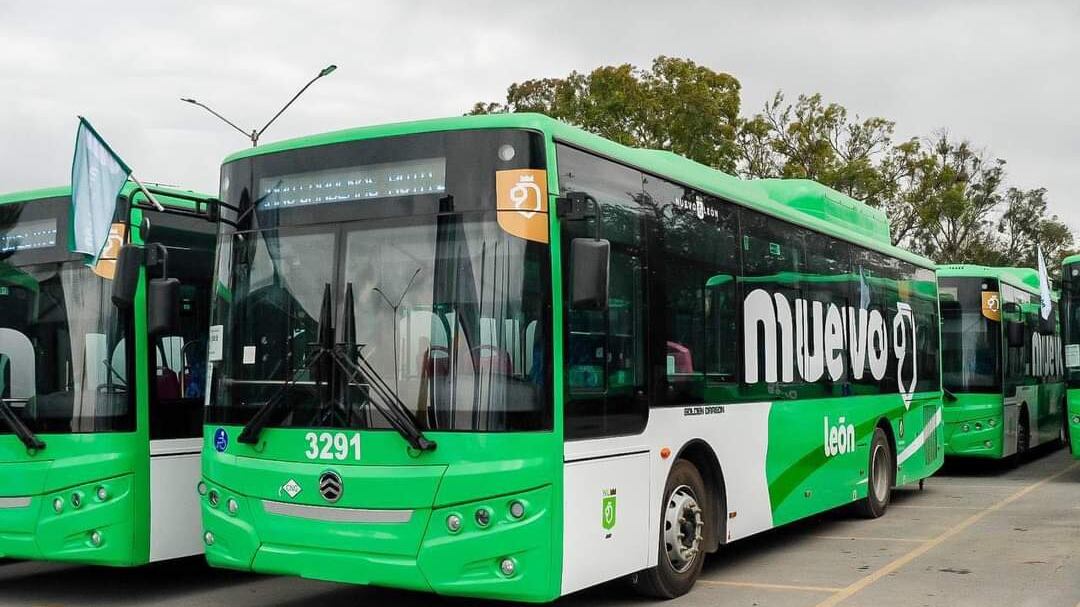 El incremento de tarifas tomó por sorpresa a los regiomontanos.